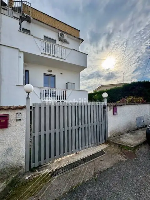 Appartamento in vendita a Ardea