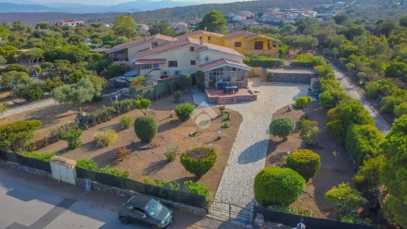 Villa unifamiliare via del Giglio 77, Pittulongu, Olbia - foto 5