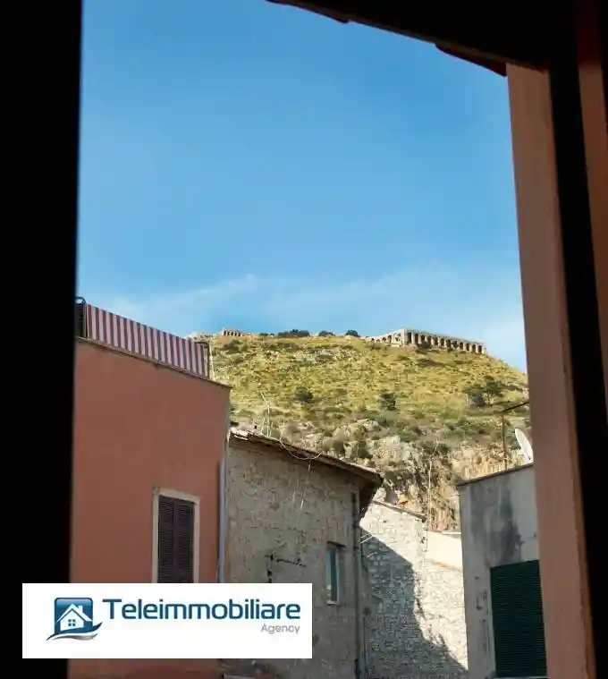 Terratetto plurifamiliare piazza Giuseppe Garibaldi, Centro, Terracina - foto 2