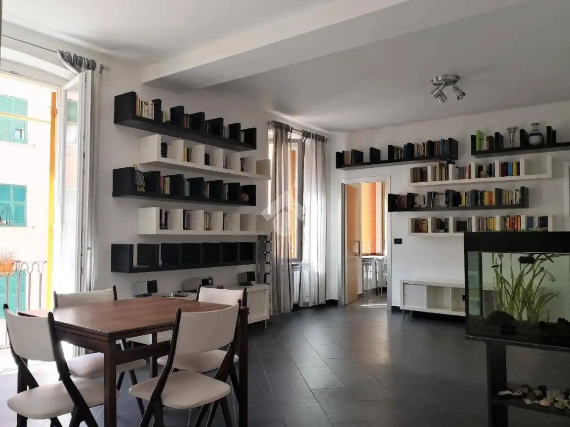 Appartamento in affitto a Genova