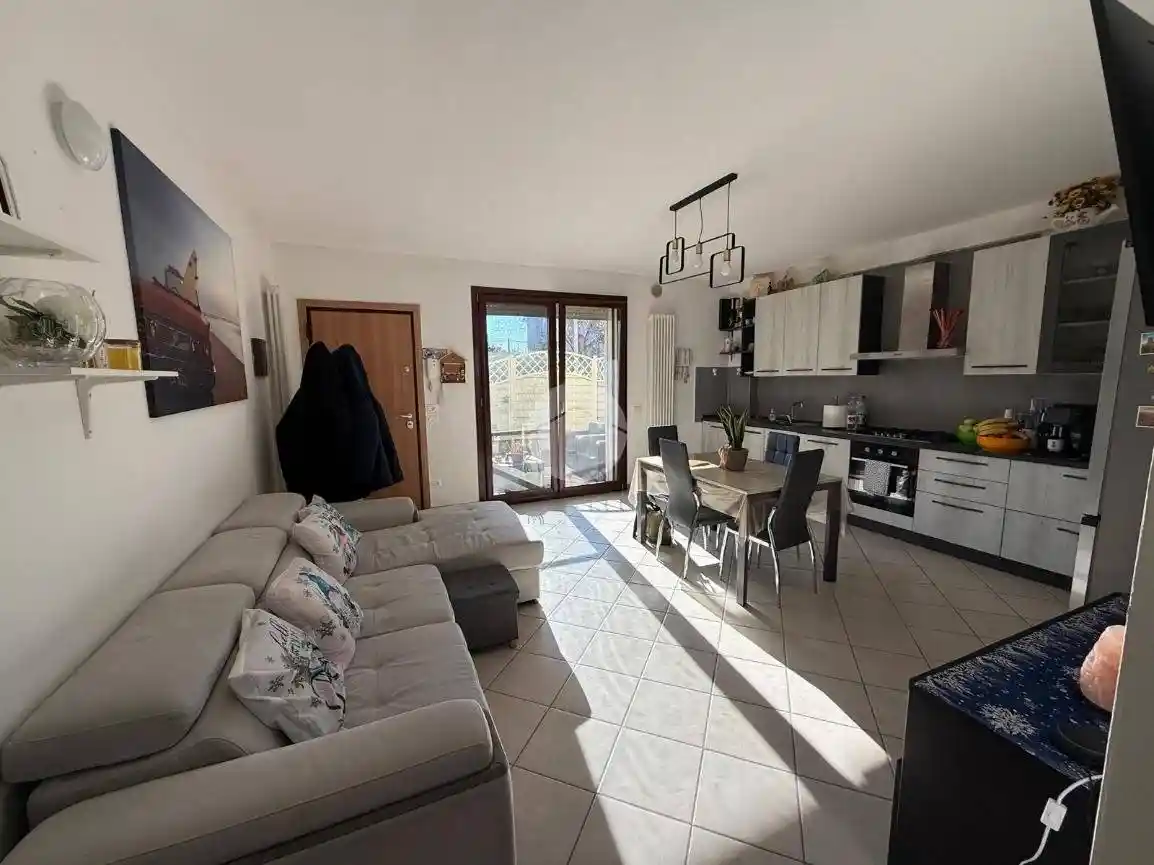 Quadrilocale via D. Alighieri 10, Colli al Metauro - foto 2