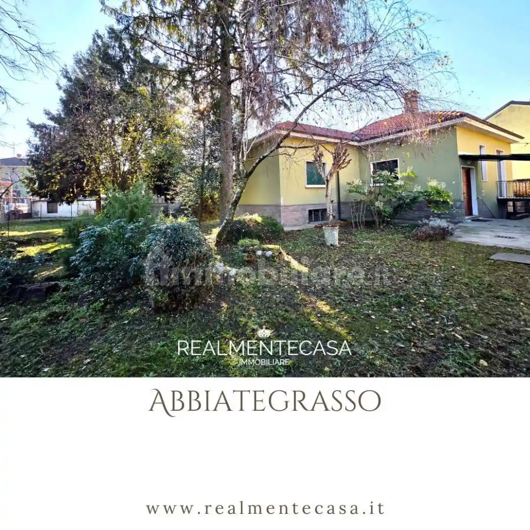 Villa in vendita a Abbiategrasso