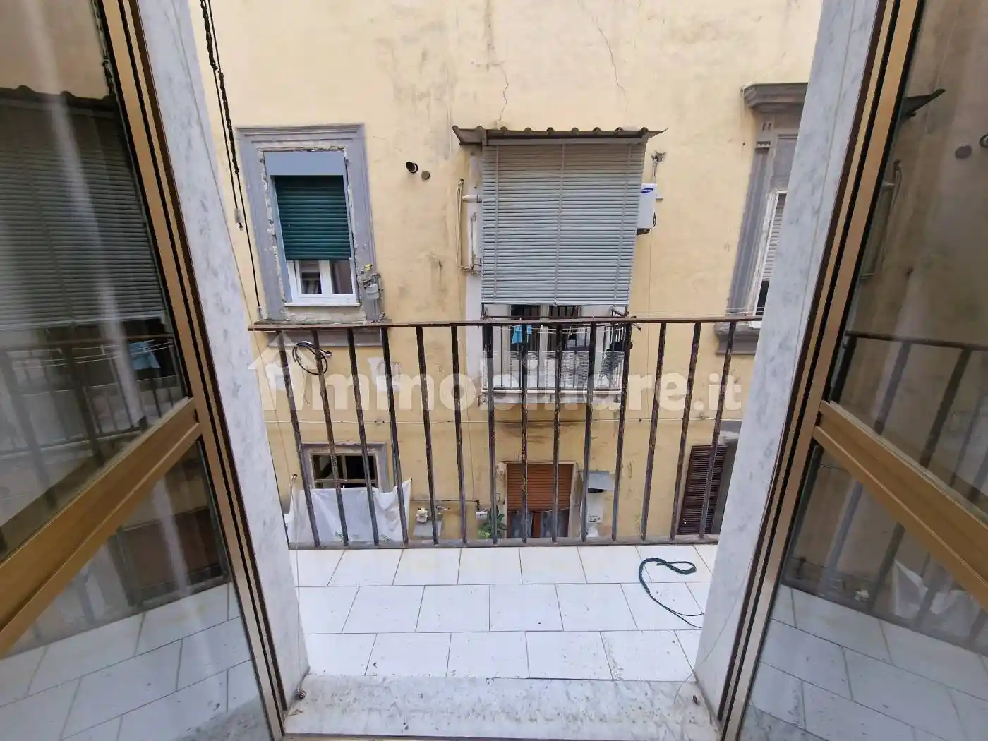 Trilocale Vico Concordia, Quartieri Spagnoli, Napoli - foto 2