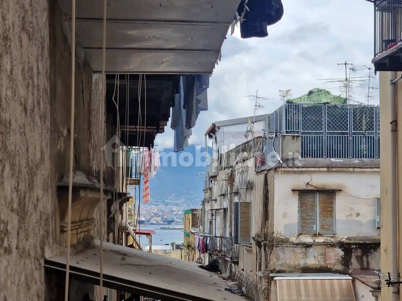 Trilocale Vico Concordia, Quartieri Spagnoli, Napoli - foto 4