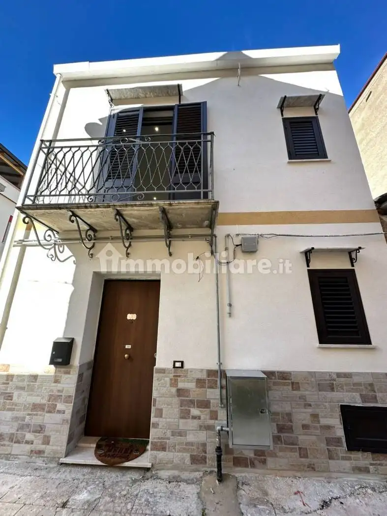 Casa indipendente in vendita a Palermo