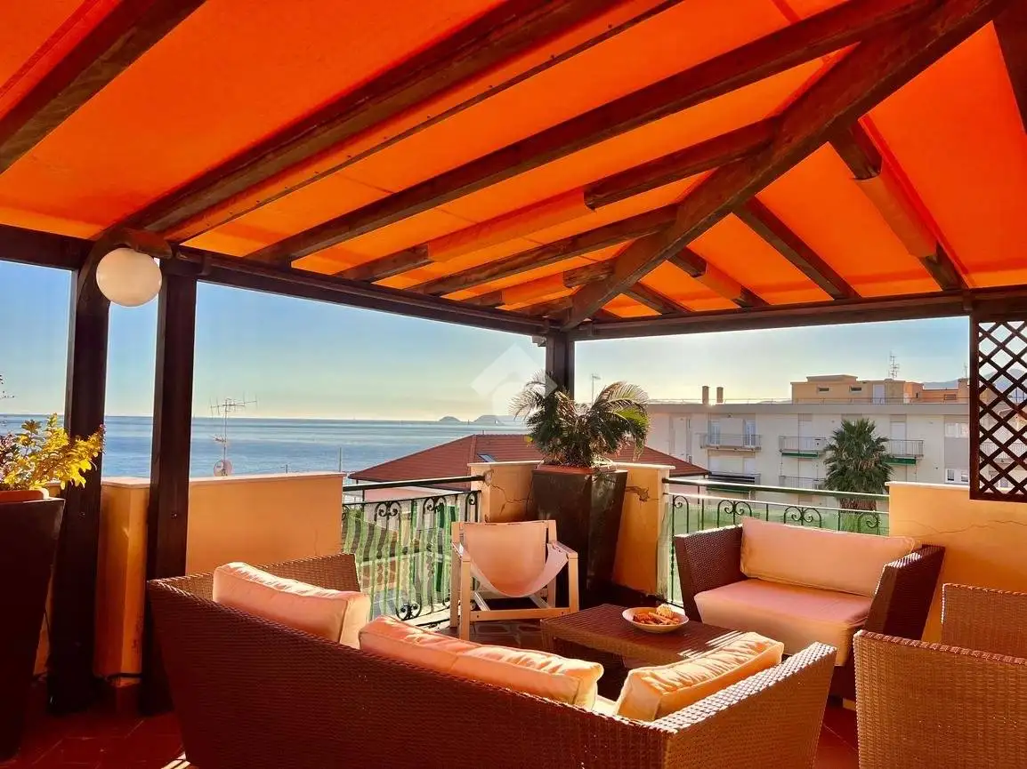 Quadrilocale via XXV Aprile 64, Borgio, Borgio Verezzi - foto 5