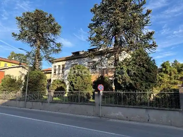 Appartamento via Fratelli Bandiera 1, Masnago, Varese - foto 3