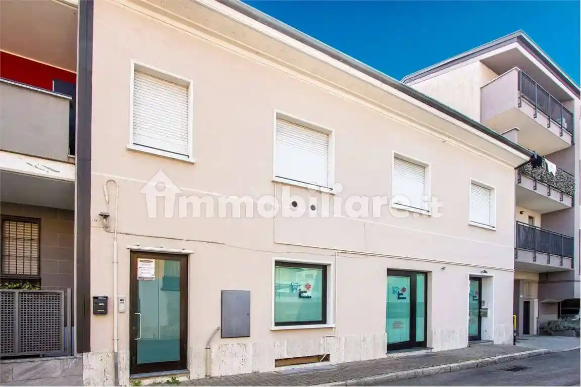 Appartamento in vendita a Varedo