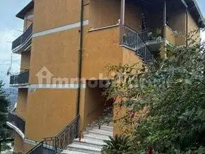 Appartamento in vendita a Roiate