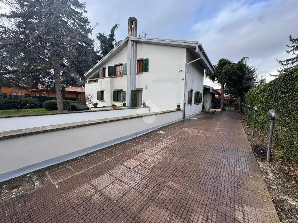 Villa in vendita a Avezzano
