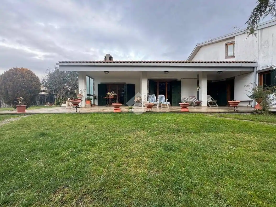 Villa unifamiliare via Giovanni XXIII 6, Centro, Avezzano - foto 5