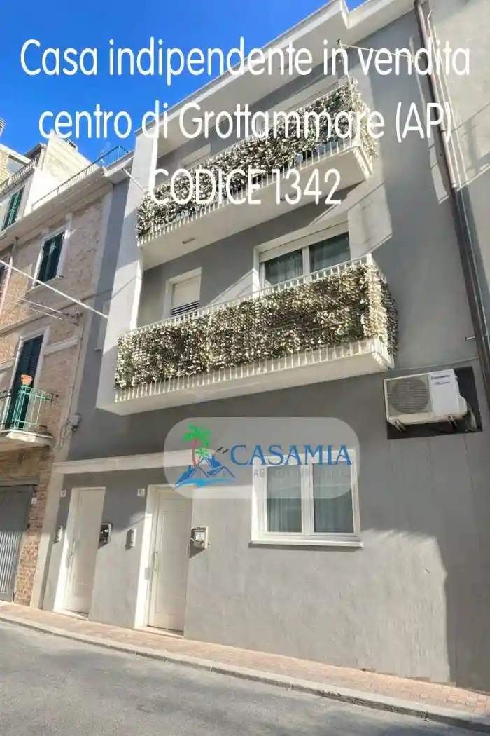 Casa indipendente in vendita a Grottammare
