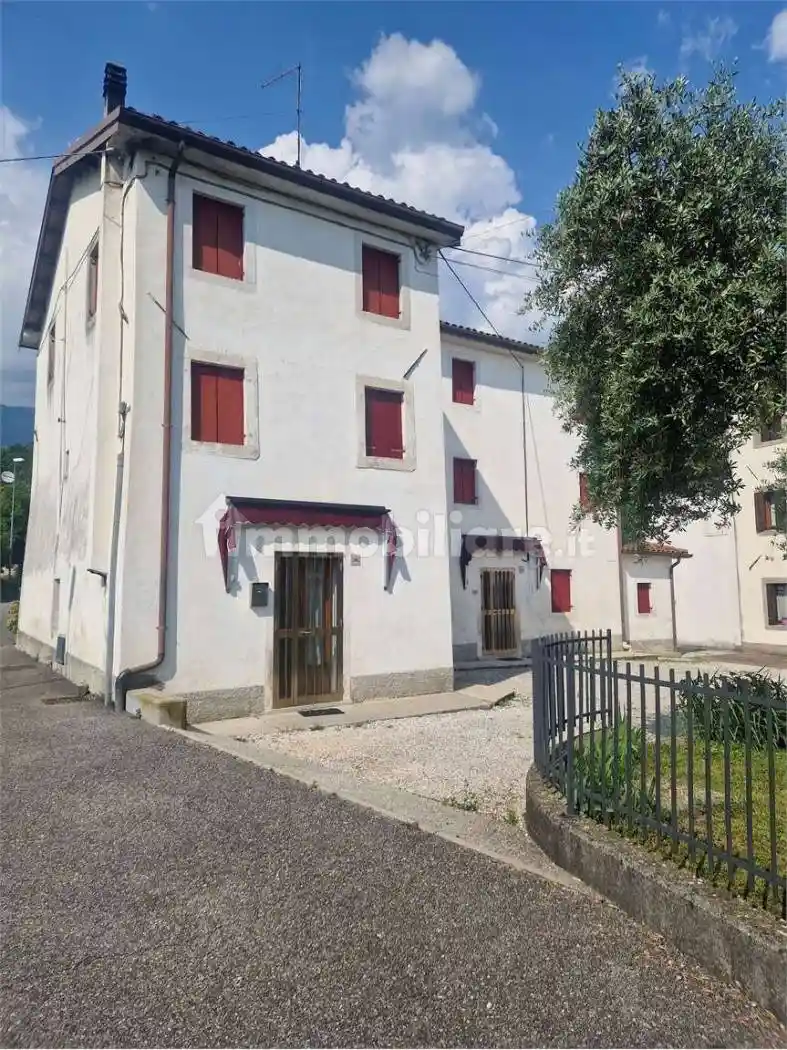 Casa indipendente in vendita a Vittorio Veneto