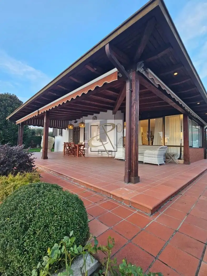 Villa unifamiliare Strada della Valsorda, Centro, Bardolino - foto 2