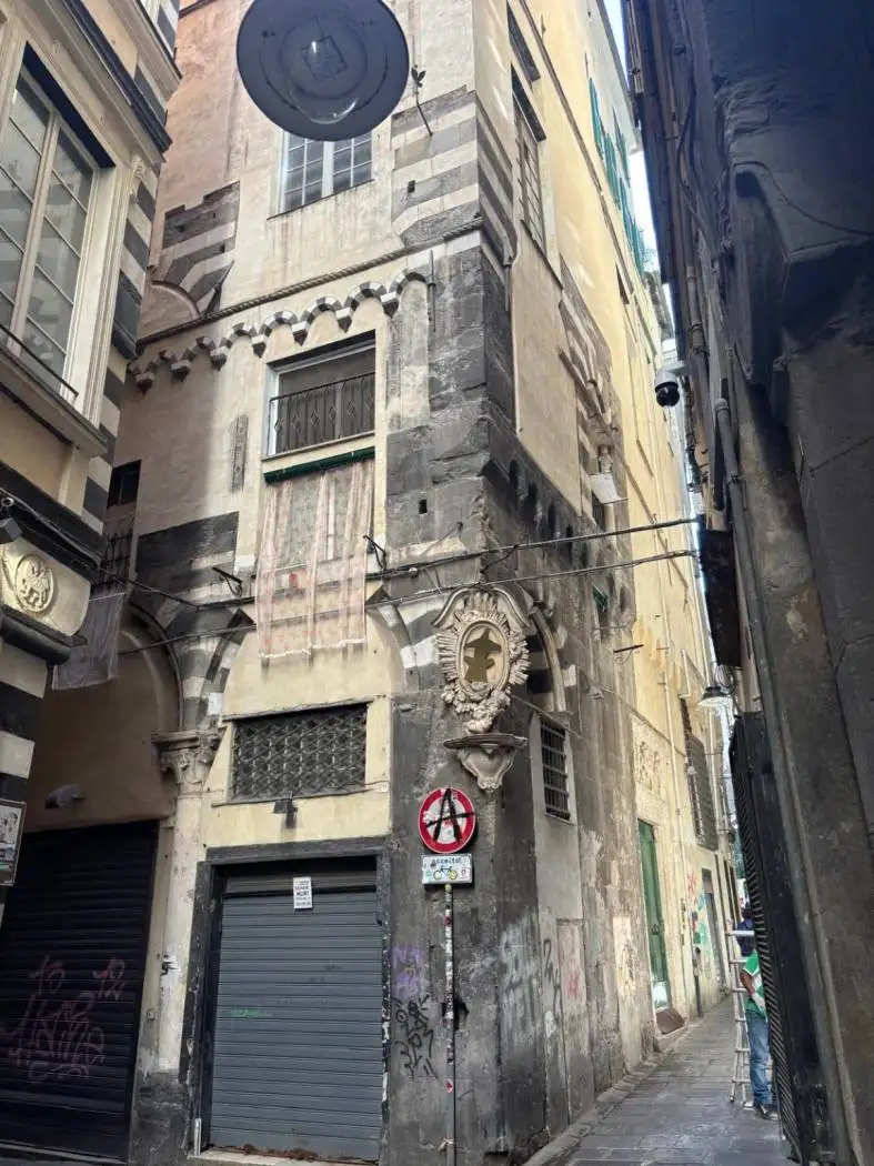 Appartamento in vendita a Genova