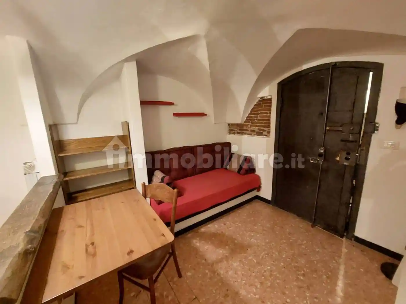 Trilocale Vico degli Indoratori 2, Caricamento, Genova - foto 2