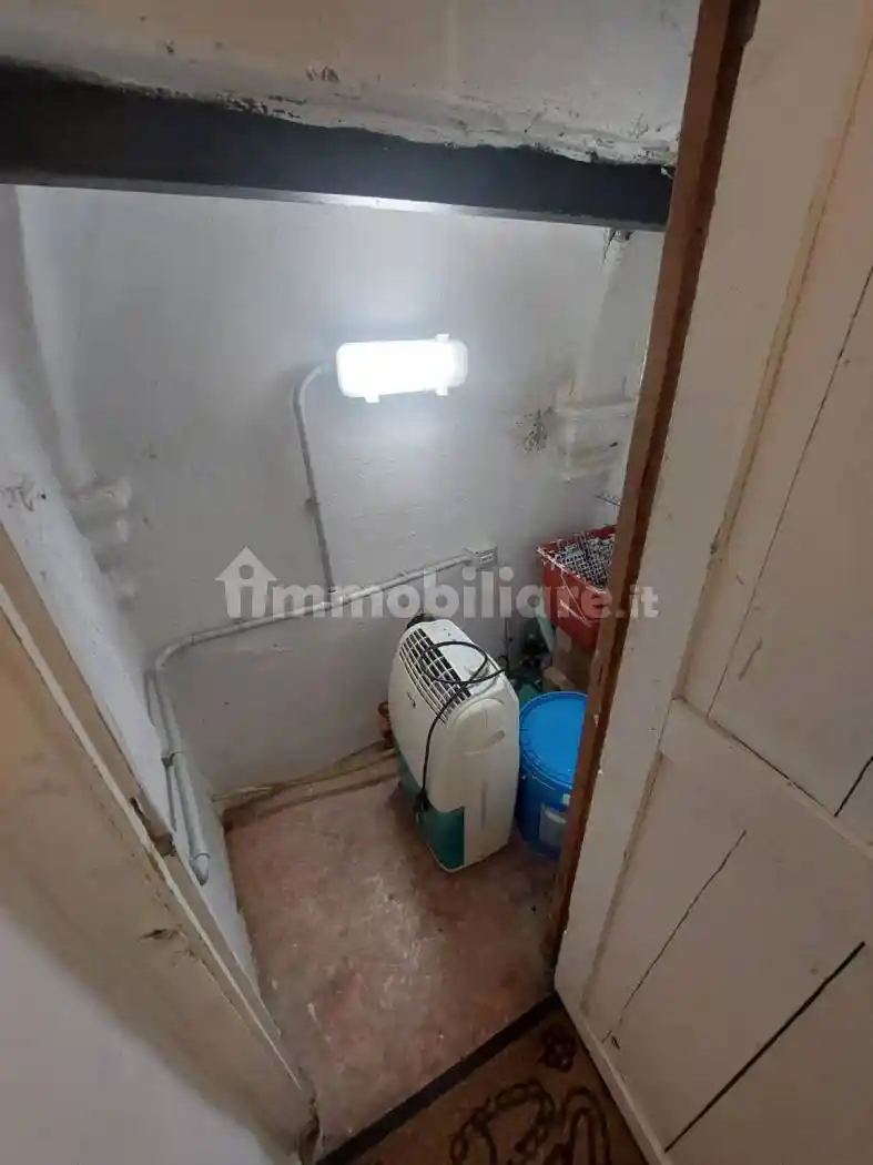 Trilocale Vico degli Indoratori 2, Caricamento, Genova - foto 5