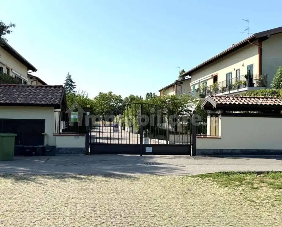 Villetta a schiera in asta a Cusago