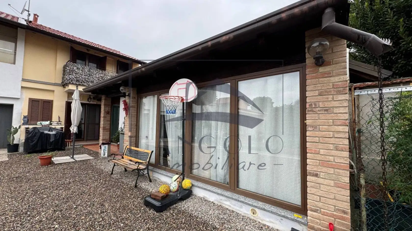 Casa indipendente in vendita a Arluno