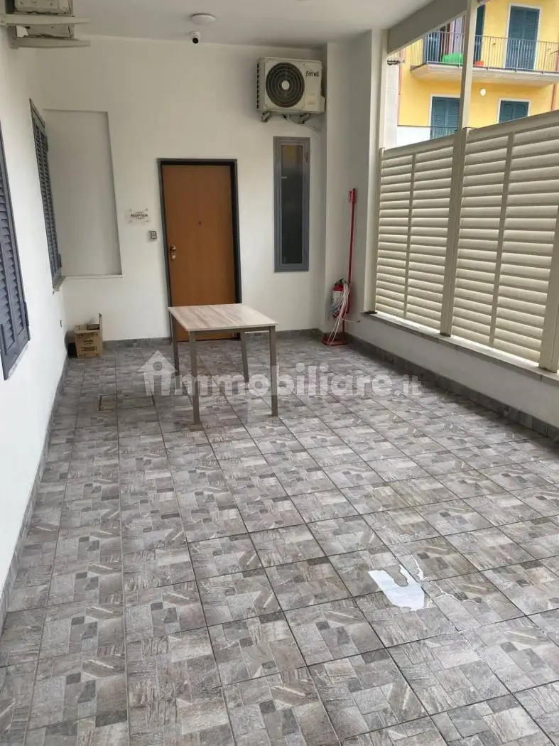 Palazzo - Edificio in affitto a Pomigliano d'Arco