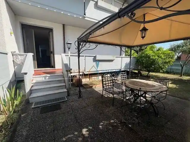 Appartamento in vendita a Massa