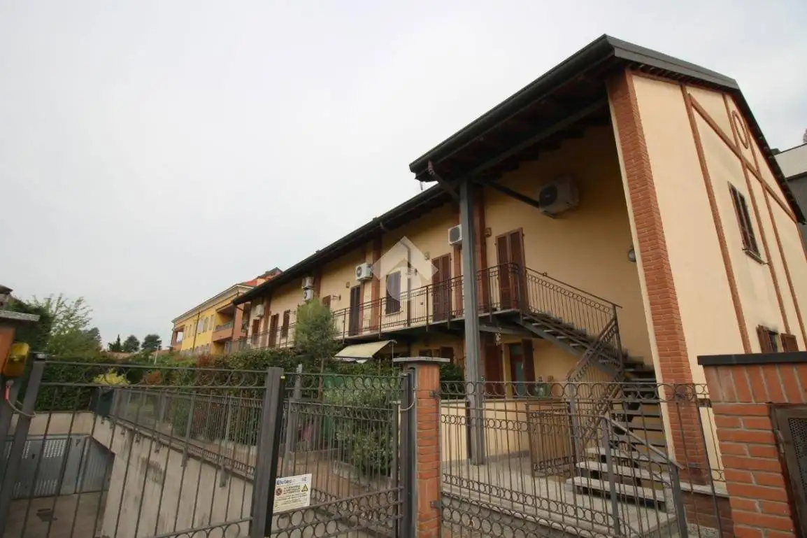 Appartamento in affitto a Rho