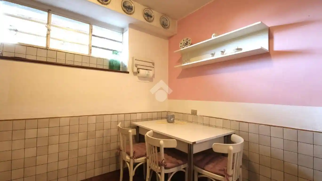 Bilocale via Fratelli Bronzetti 2, Nino Bixio, Como - foto 4