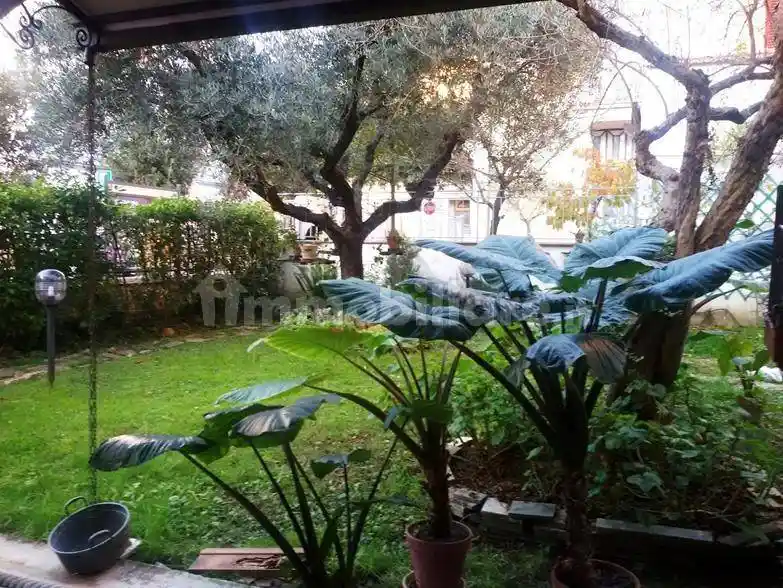 Villa in vendita a Montecatini-Terme