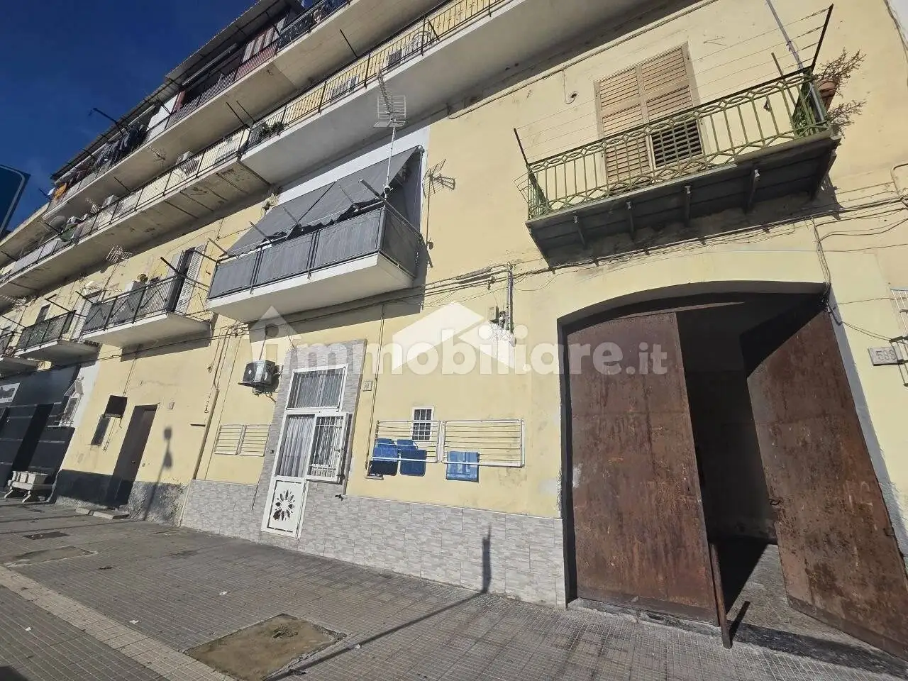 Appartamento in vendita a Napoli