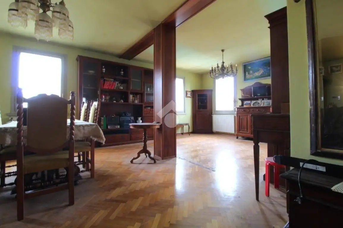 Appartamento piazza g.garibaldi 3, Centro, Bagnolo in Piano - foto 3