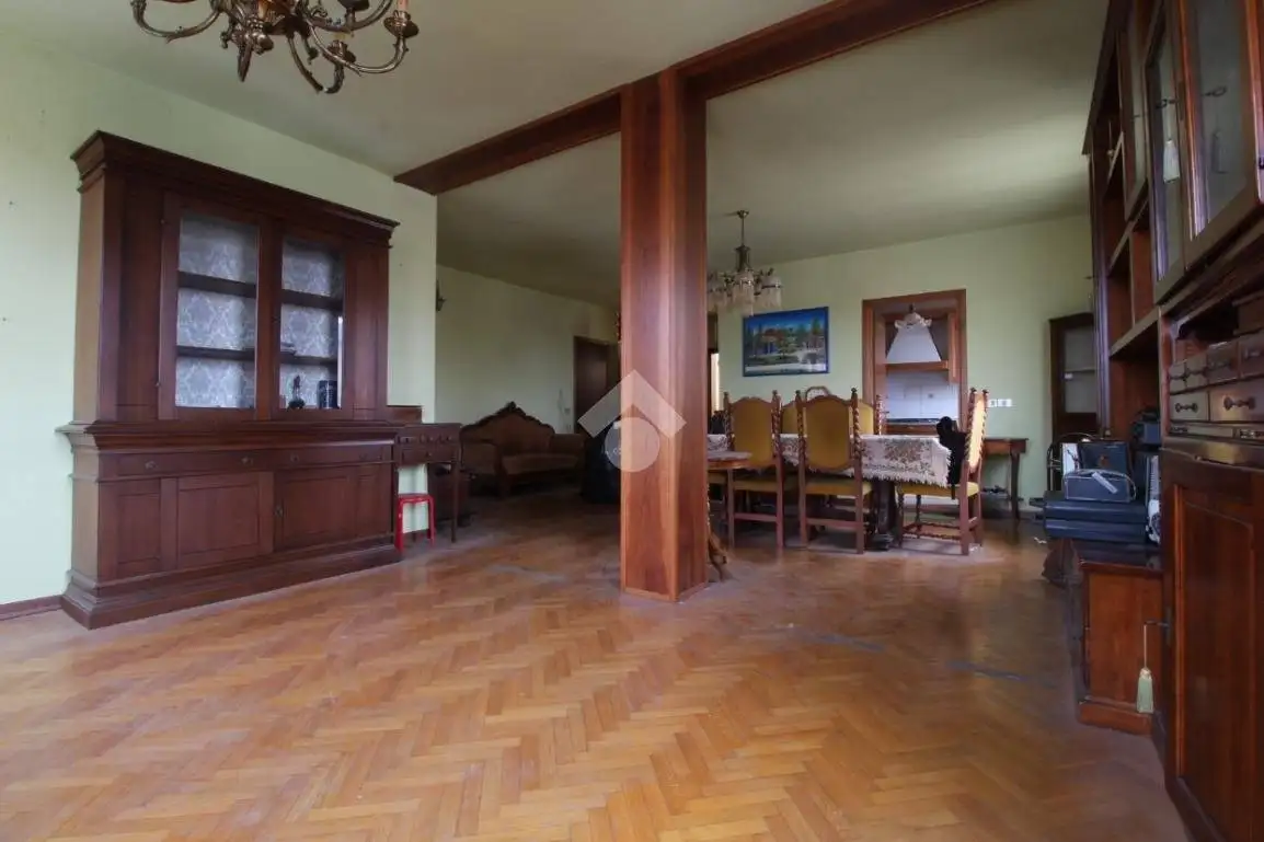 Appartamento piazza g.garibaldi 3, Centro, Bagnolo in Piano - foto 5