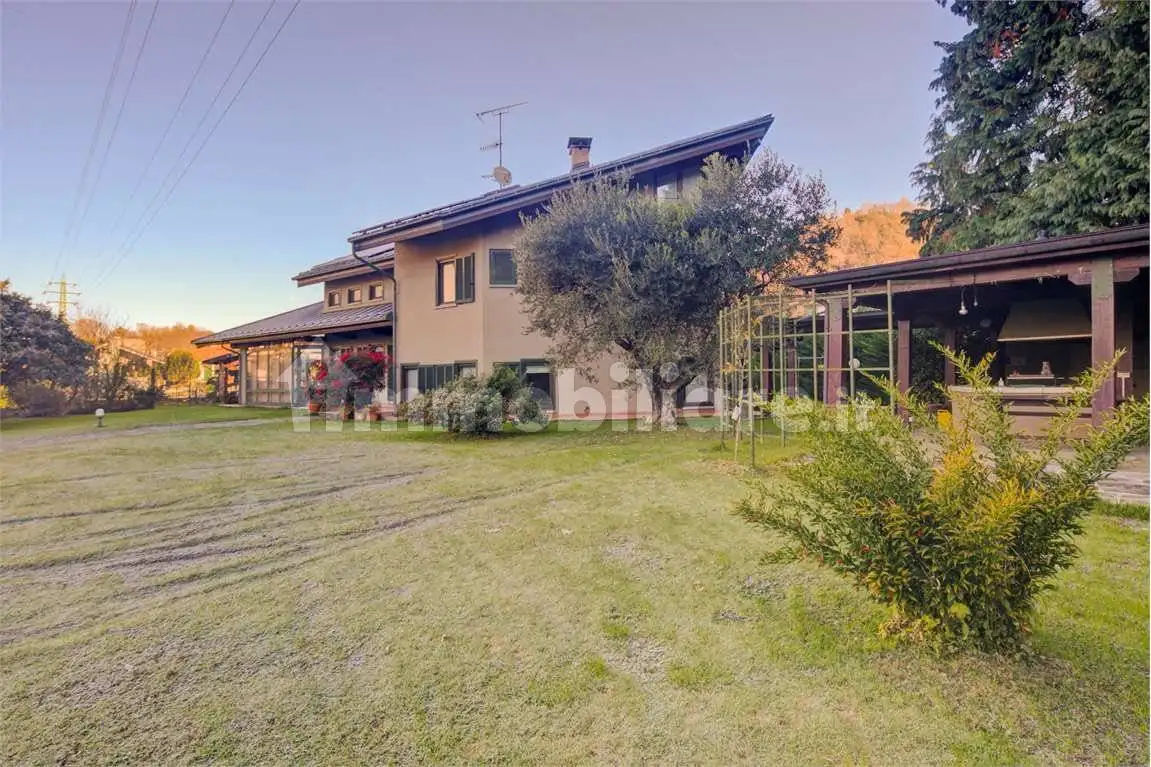 Villa unifamiliare via Roma, Centro, Briga Novarese - foto 2