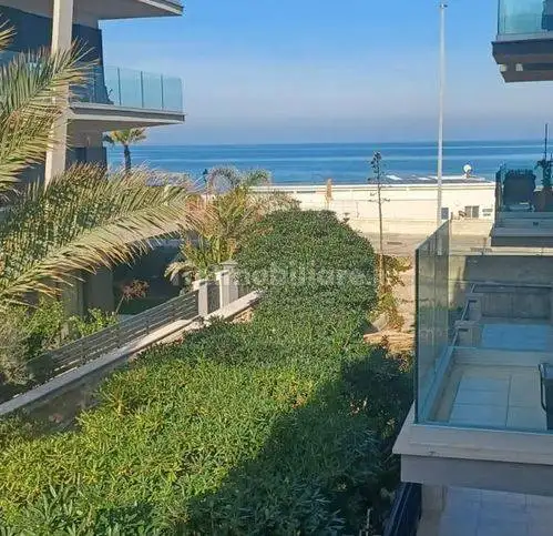 Appartamento in affitto a Trani