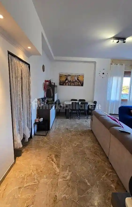 Trilocale via Carlo Carcano 2, Biumo Inferiore - Superiore, Varese - foto 3