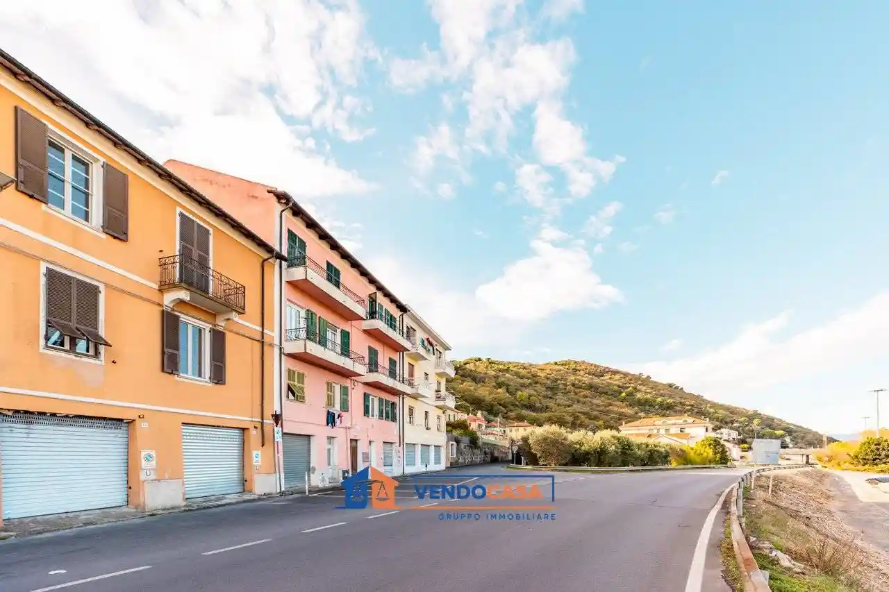 Appartamento in vendita a Albenga