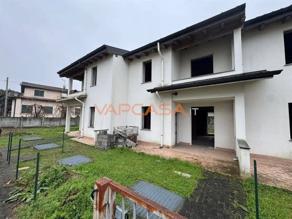 Villa a schiera via IV Novembre, Castel Rozzone - foto 3