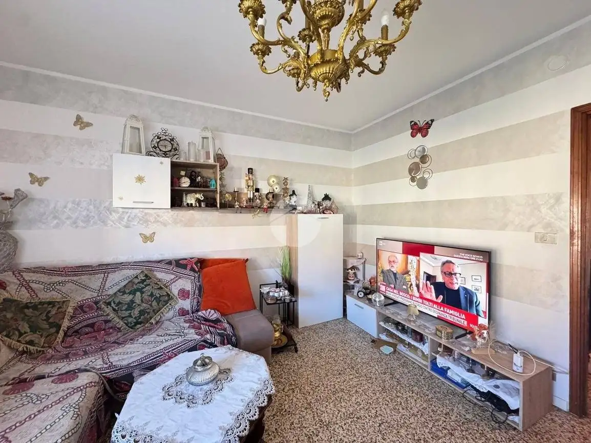 Appartamento via Martiri della Libertà 375, Centro, Cossato - foto 3