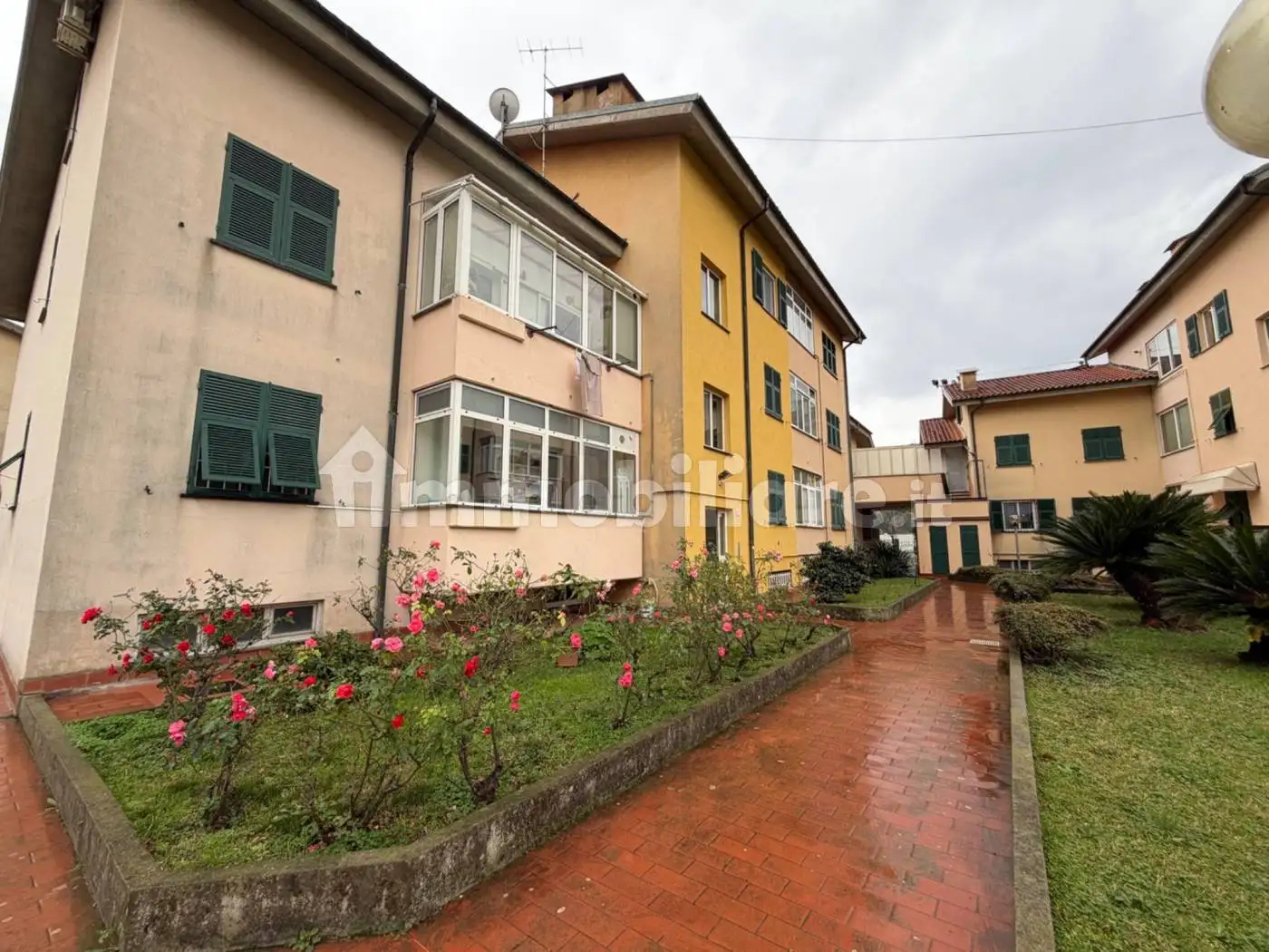 Quadrilocale via Lino Saettone 122, Centro, Albisola Superiore - foto 3