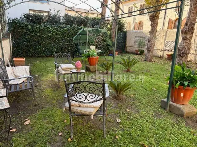 Casa indipendente in vendita a Pisa