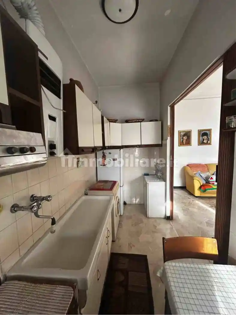 Appartamento via Faliero Vezzani, Rivarolo, Genova - foto 3