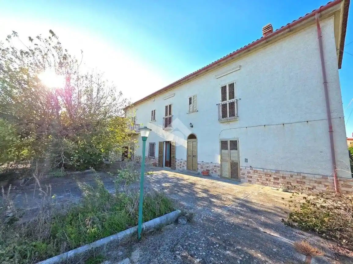 Casa indipendente in vendita a Amorosi