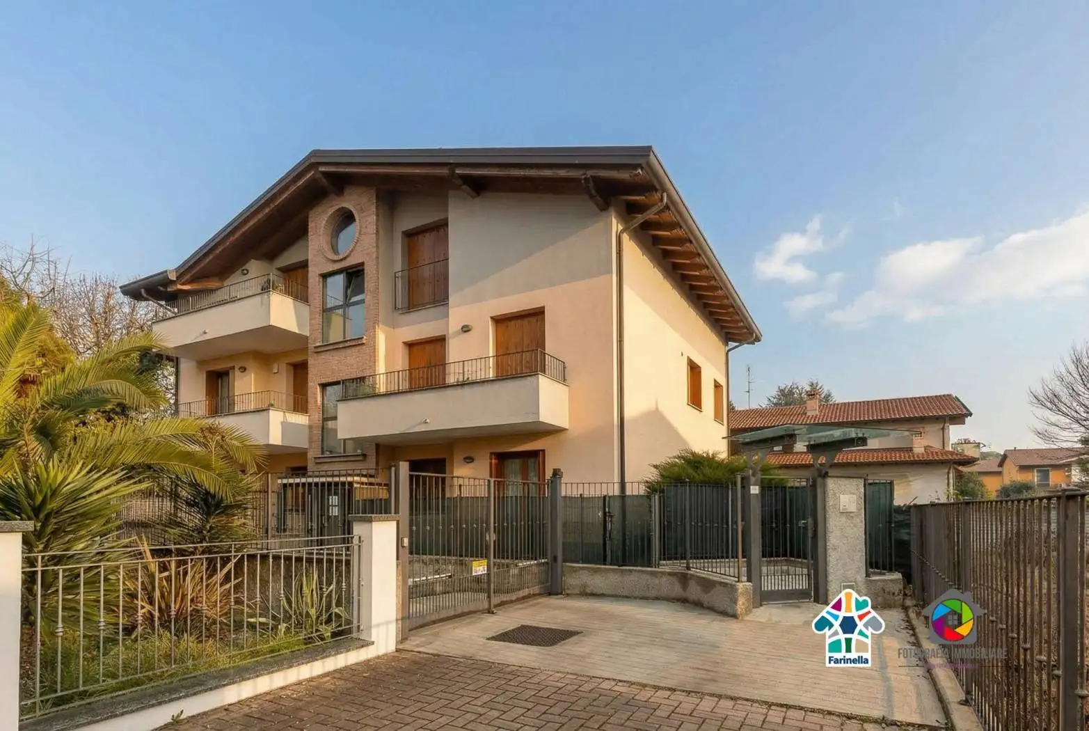 Appartamento in vendita a Biassono