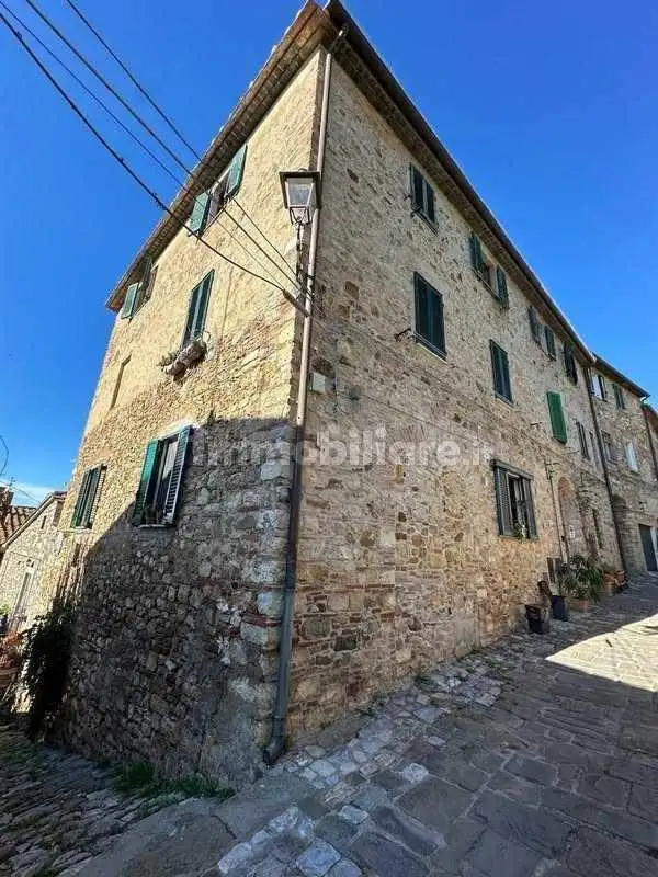 Appartamento in vendita a Suvereto