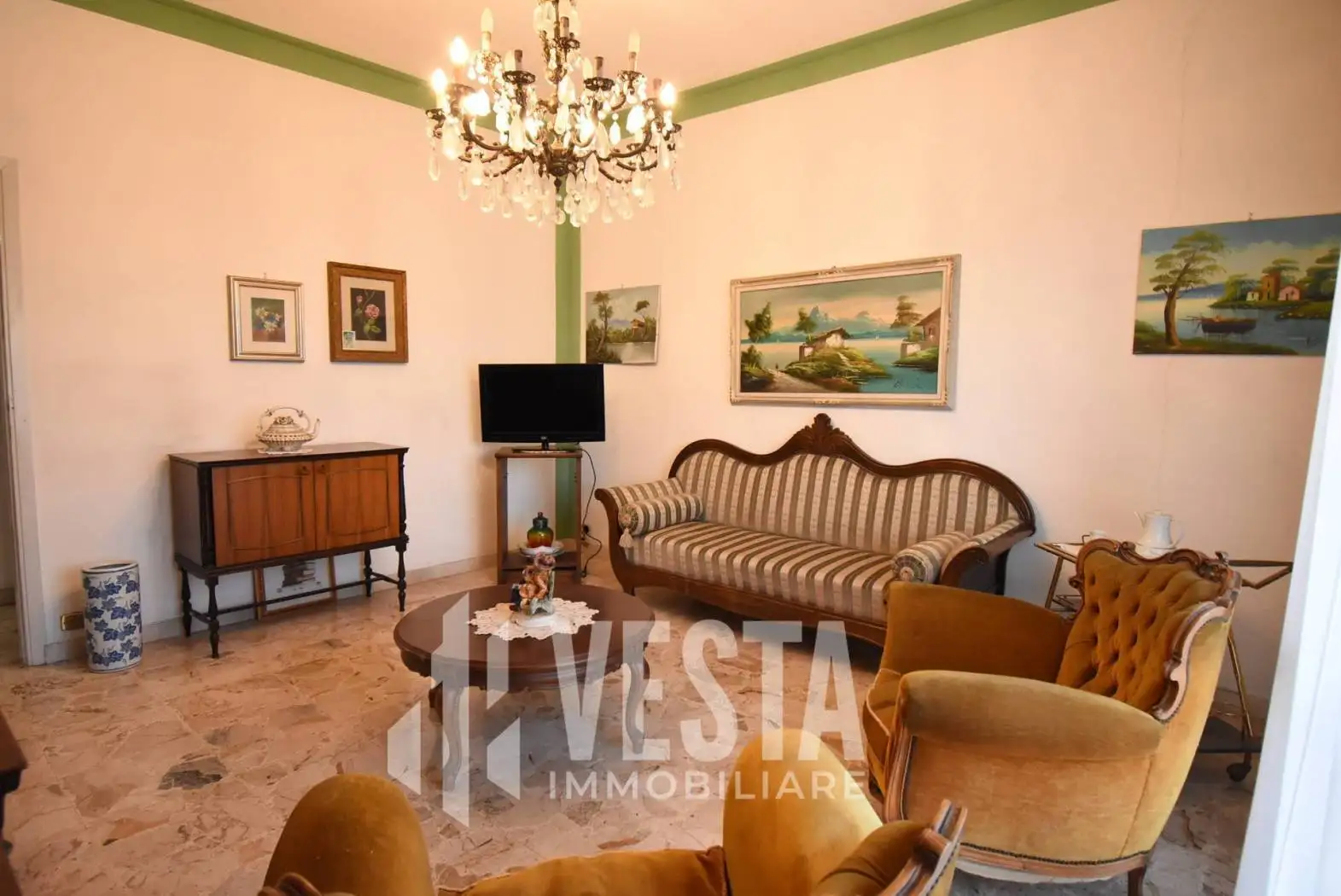 Appartamento in vendita a La Valletta Brianza