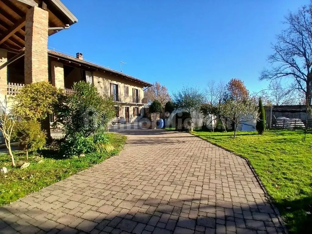 Rustico - Casale in vendita a Cavagnolo
