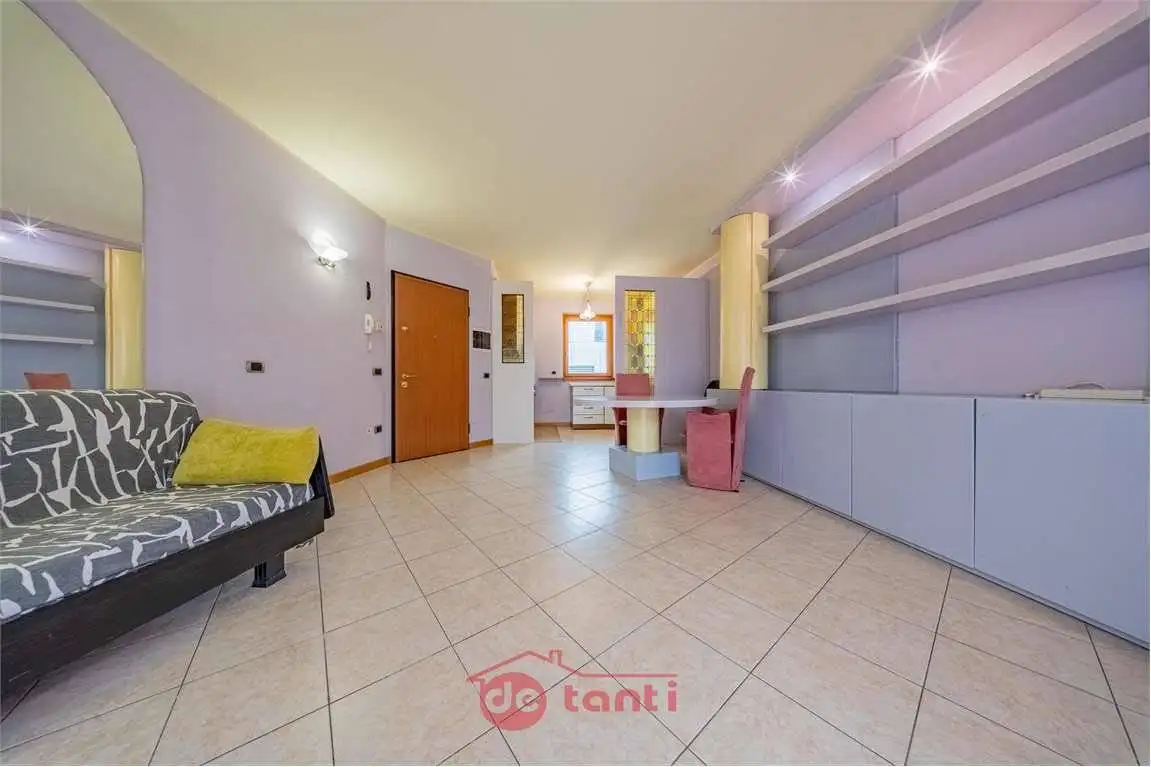 Trilocale via Mario Del Grosso, Centro, Chiavenna - foto 2