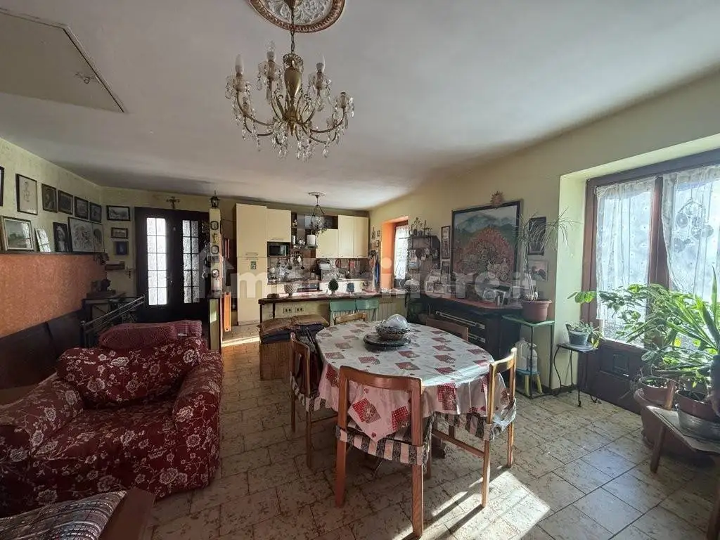 Terratetto unifamiliare via degli Alpini 12A, Adrara San Rocco - foto 2