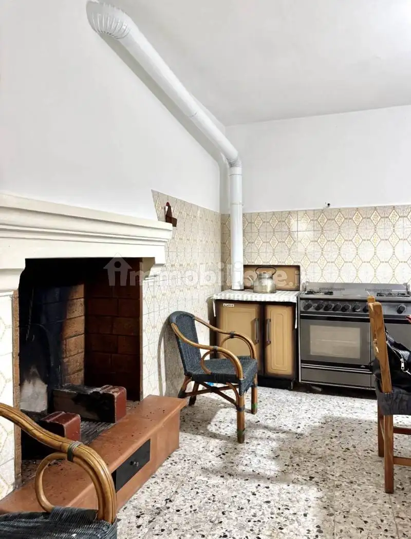 Casa indipendente in vendita a Cantagallo