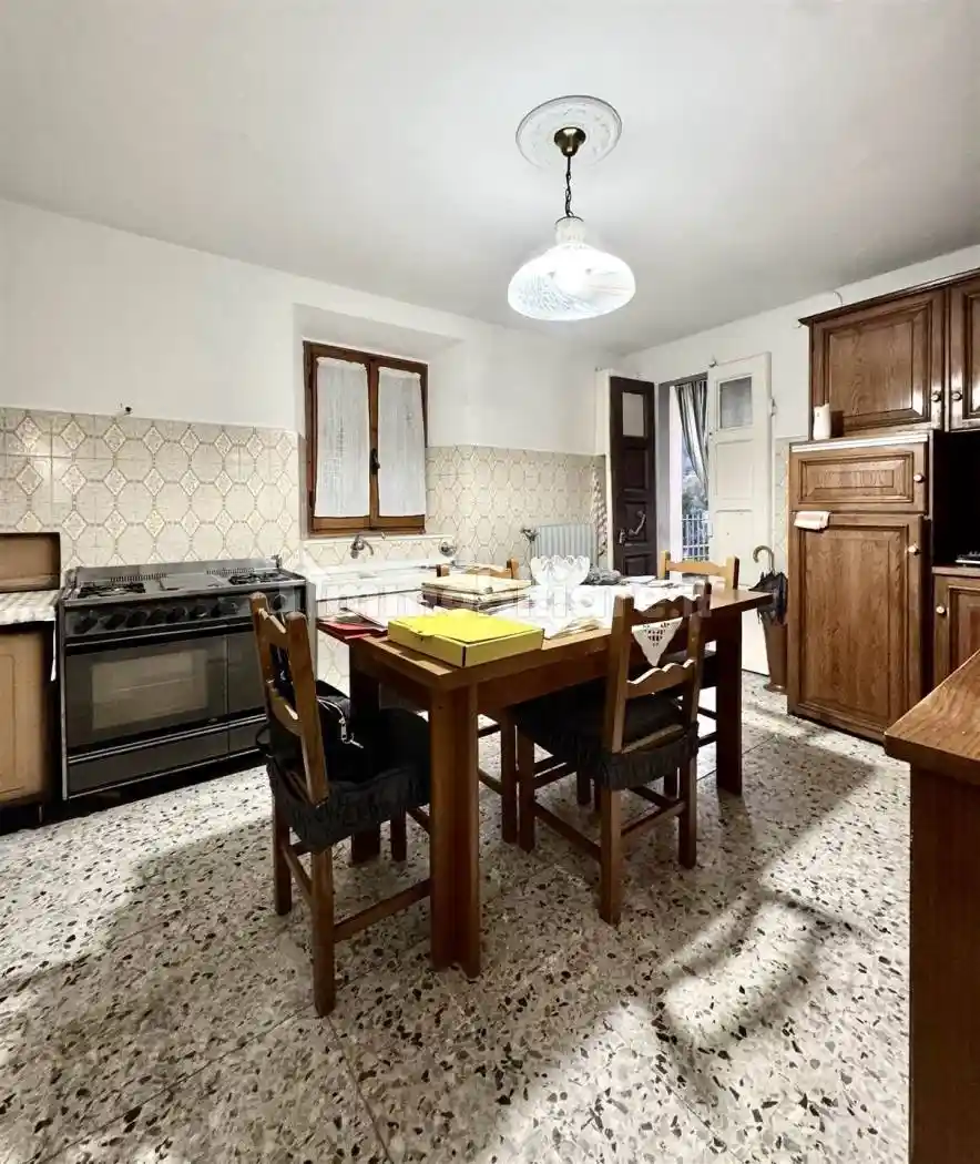 Terratetto unifamiliare 180 m², buono stato, Cantagallo - foto 3