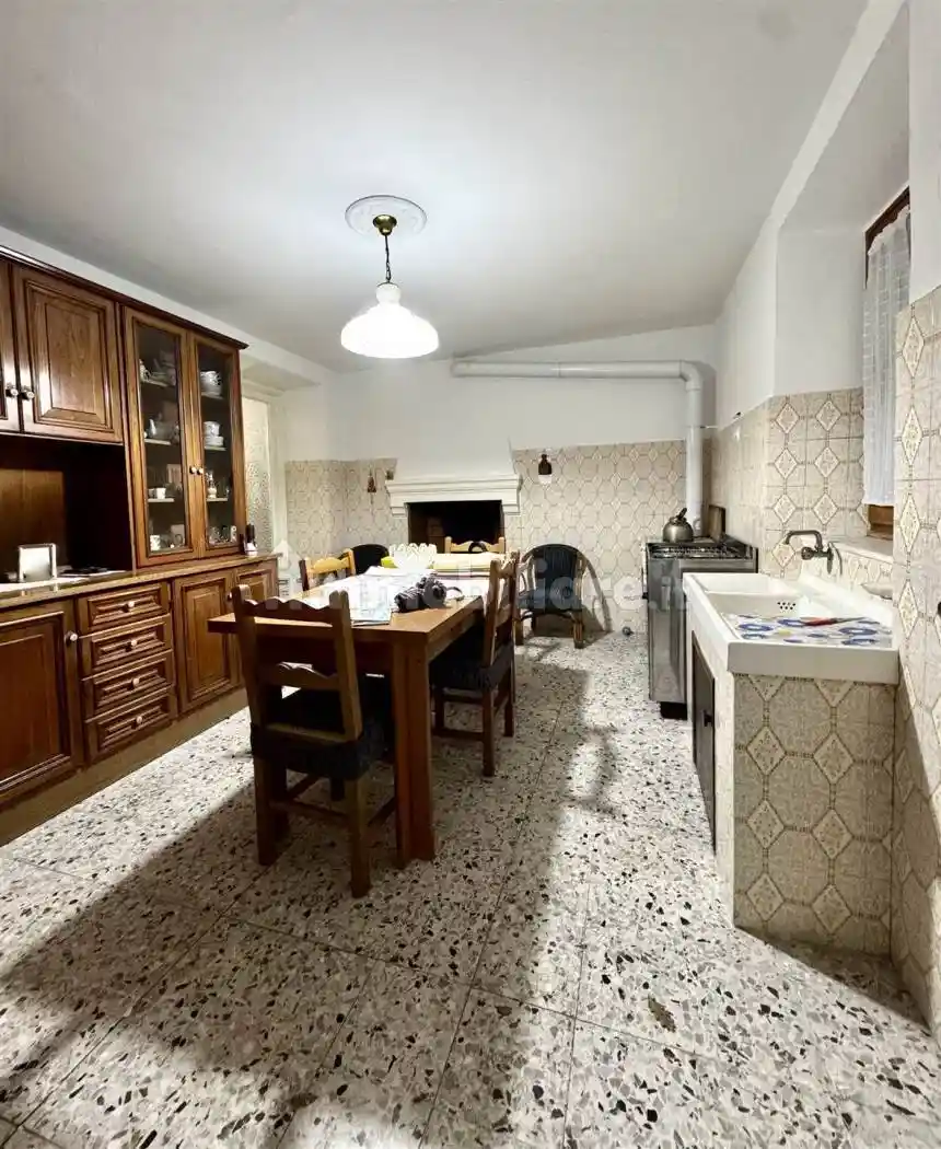 Terratetto unifamiliare 180 m², buono stato, Cantagallo - foto 4